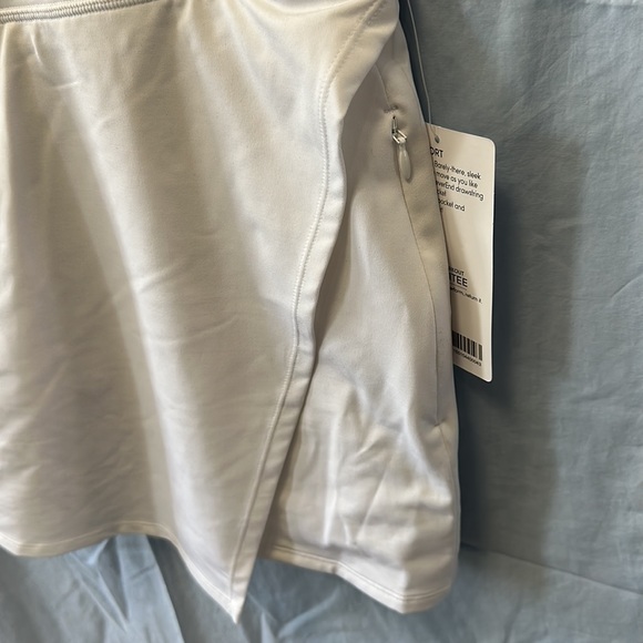 Athleta Volley Skort white, size L, new with tags, never worn - Picture 5 of 9